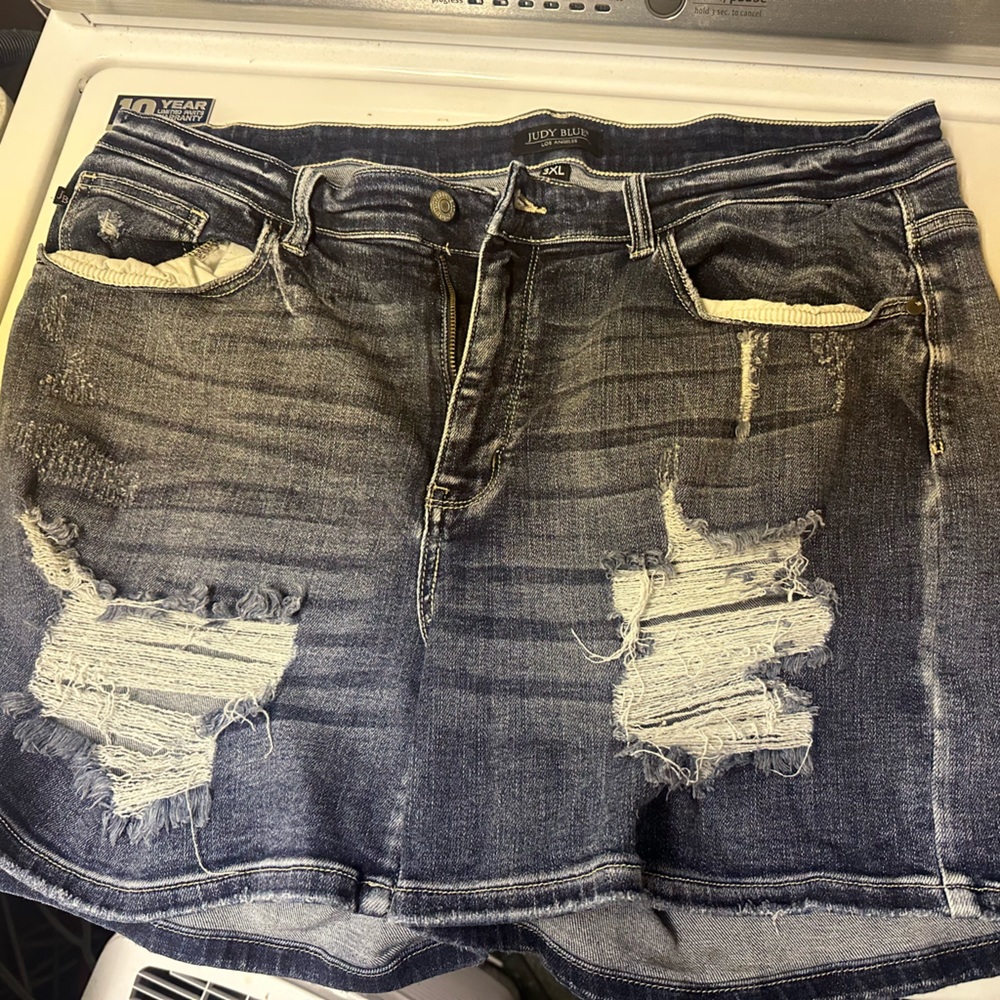 Judy Blues Plus Size Destroyed Shorts
